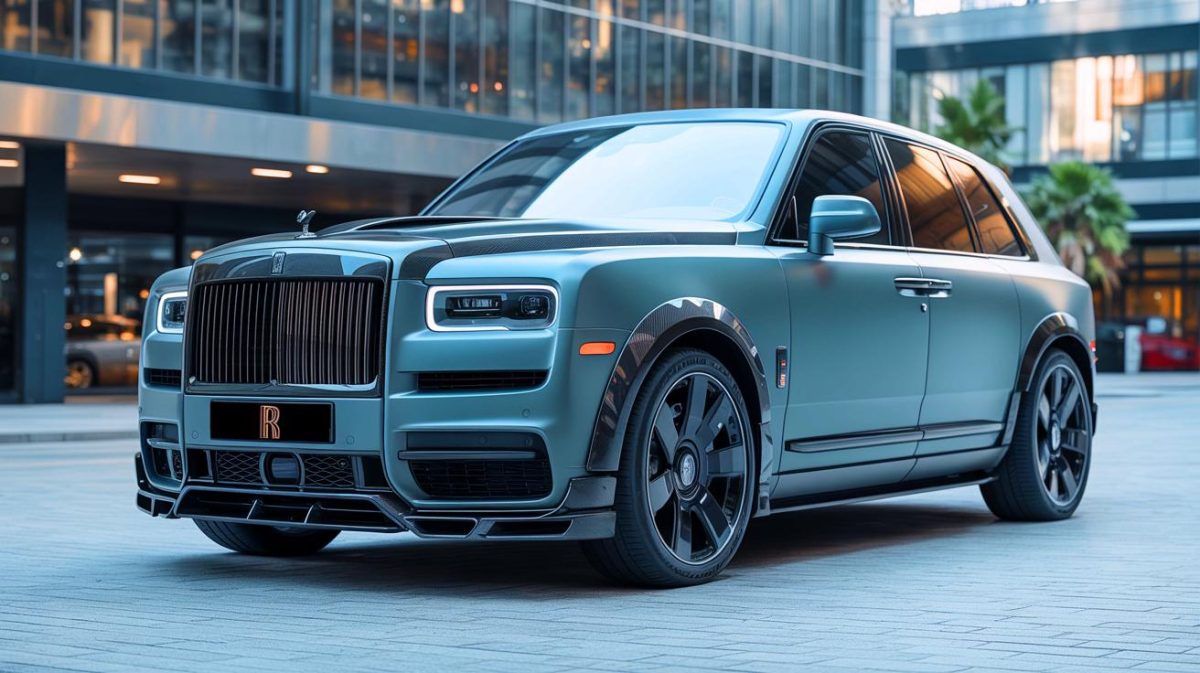 Illustration de la personnalisation audacieuse du Rolls-Royce Cullinan Series II Black Badge par RDB LA.